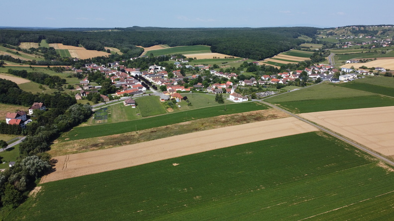 2021-Eisenberg-Ort-Luftbild.jpg